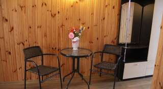 Гостевой дом Sunny City Заозёрное Большой двухместный номер-2